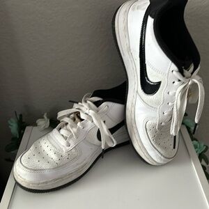 Gold & Black air maxes